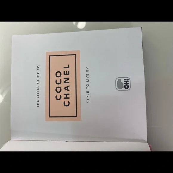 NEW Coco Chanel coffee book - Picture 2 of 7